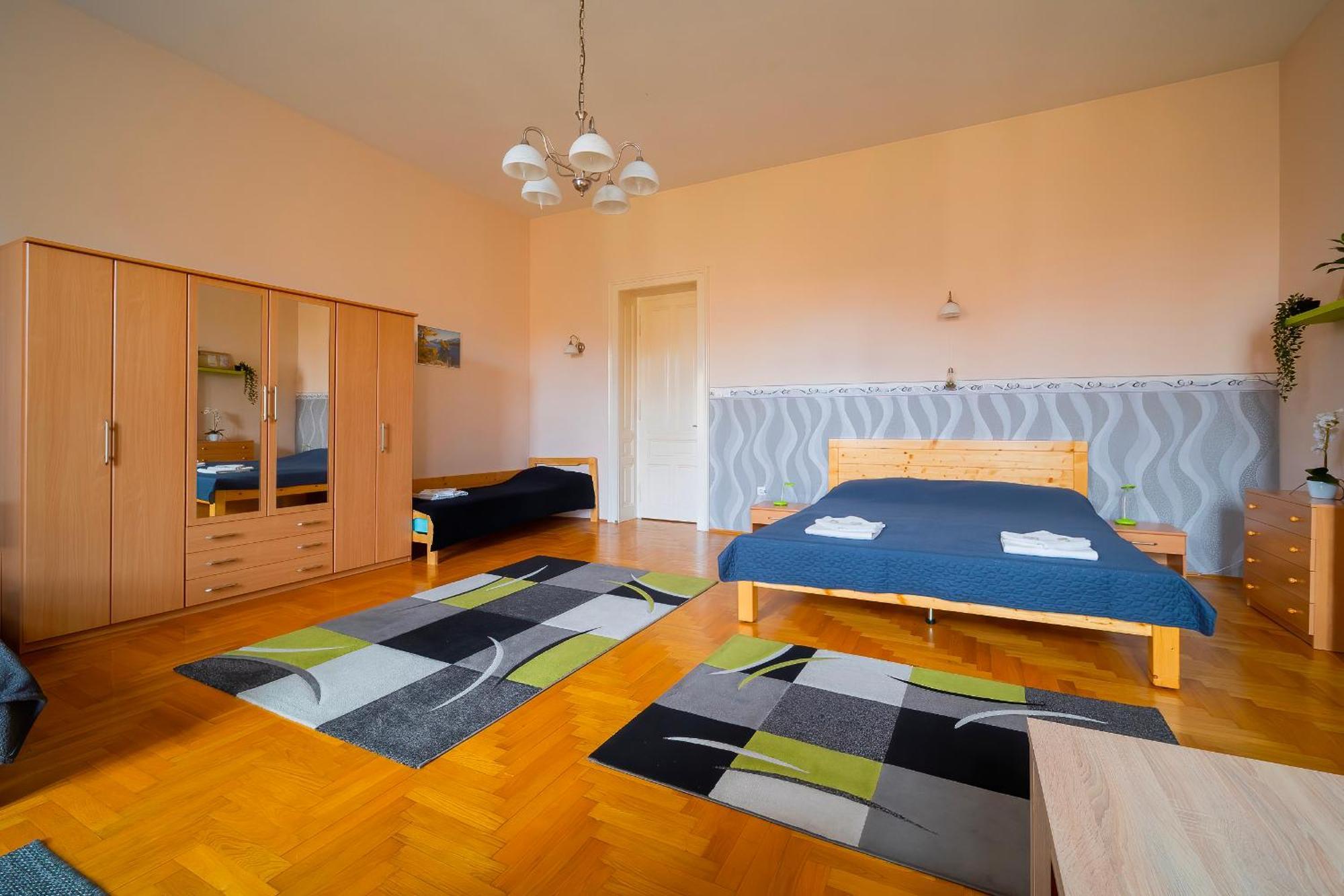 Tomka Apartman Szeged Exterior photo