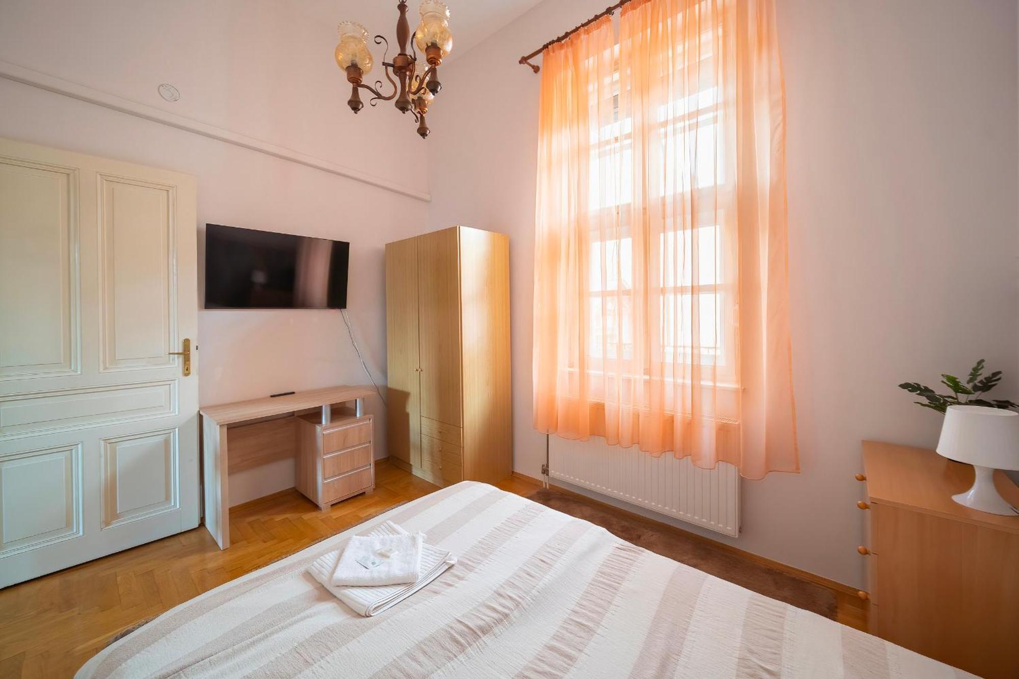 Tomka Apartman Szeged Exterior photo